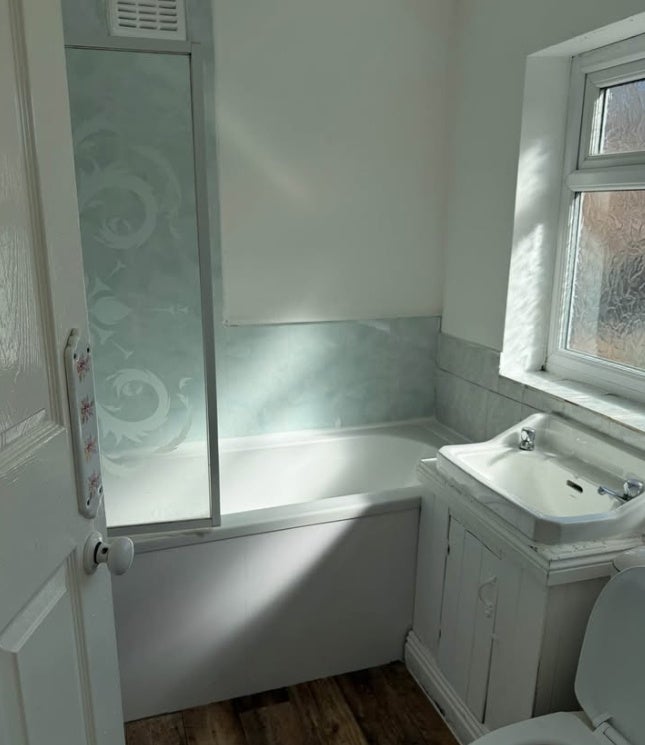 Flat Warwick Terrace in Sunderland