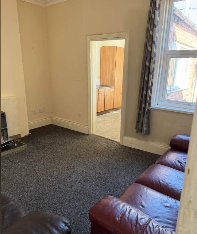 Flat Warwick Terrace in Sunderland