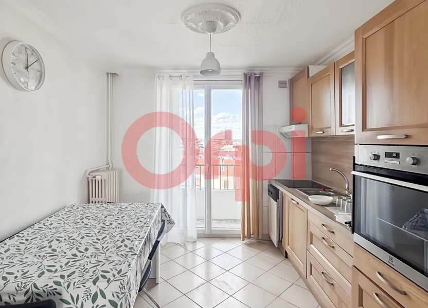 Appartement Avenue Berthelot à Lyon