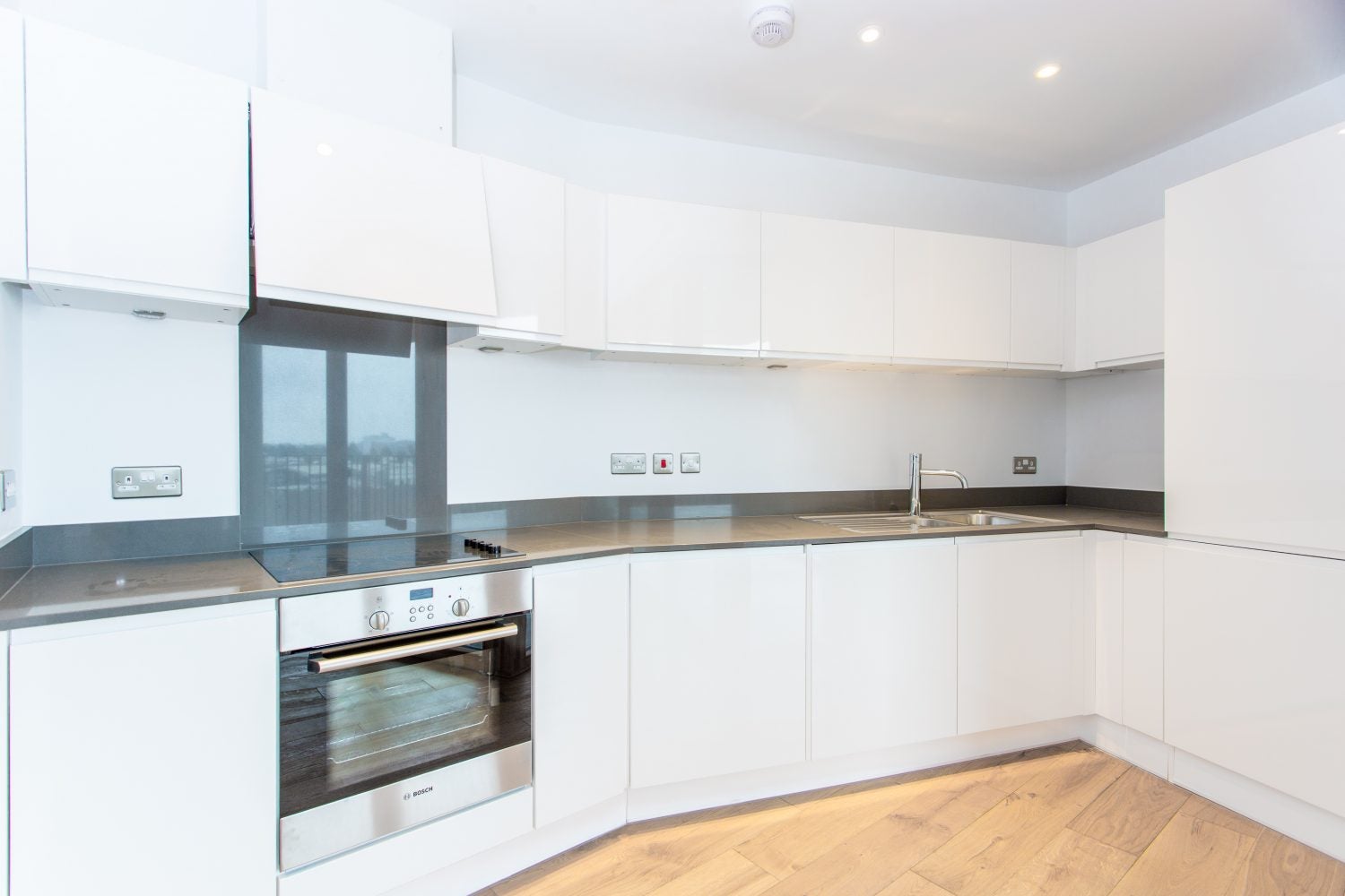 Flat Lockton Street in Greater London