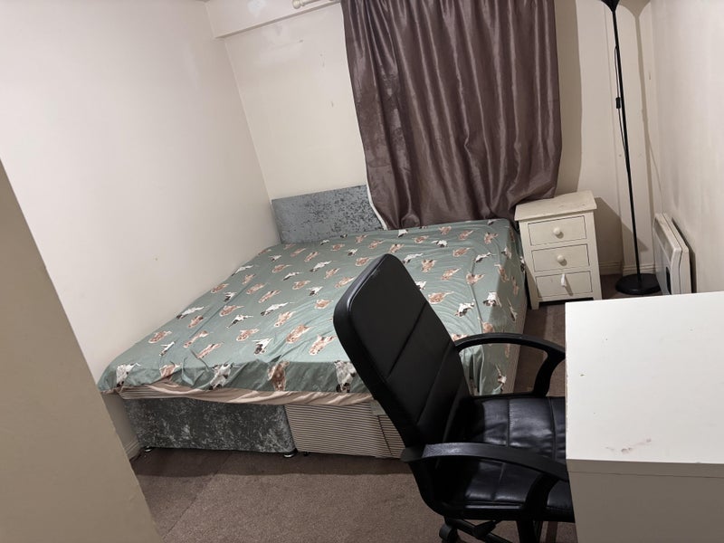 Room Wallace Street in Glasgow