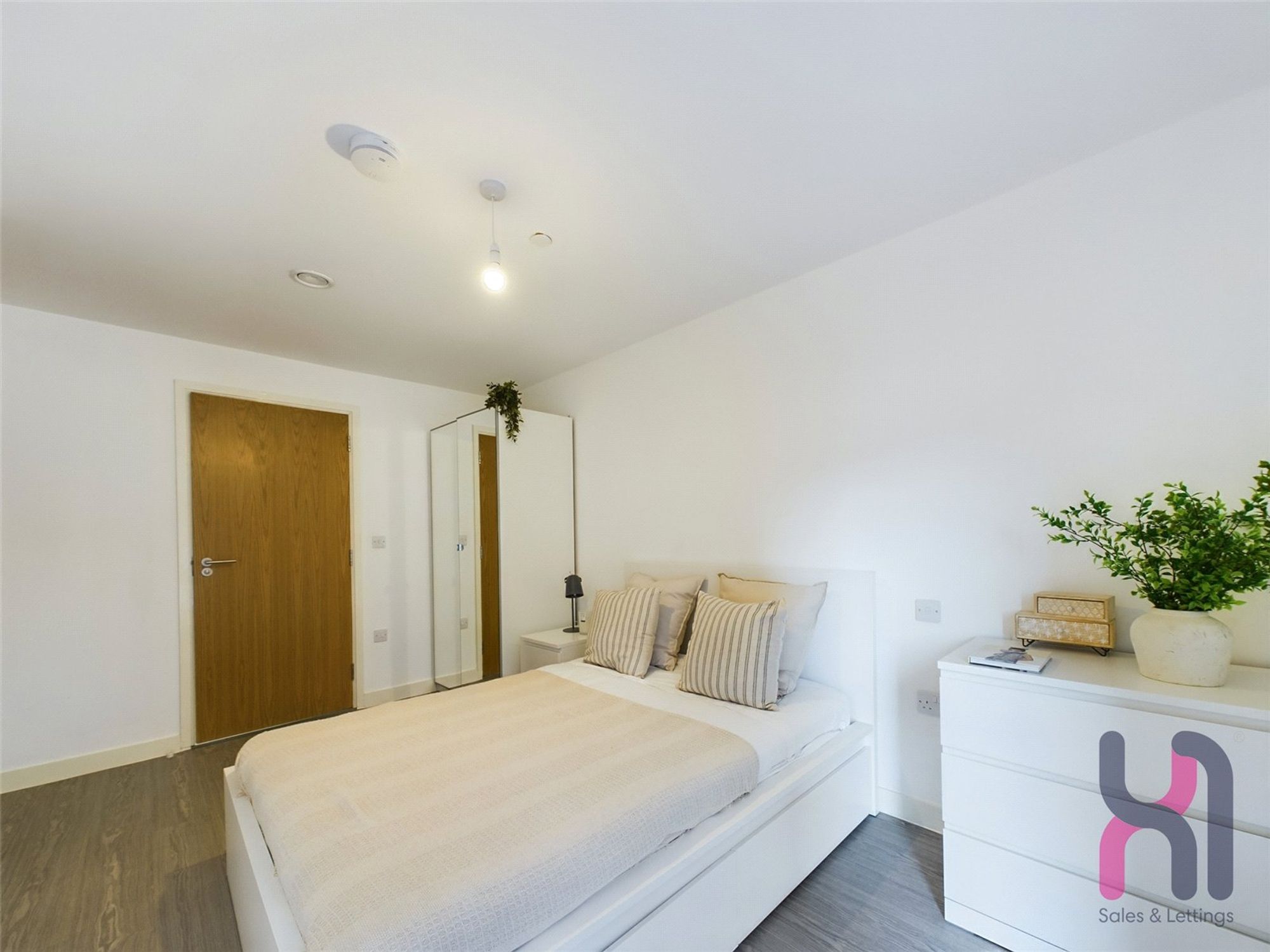 Flat Oldfield Road in Salford
