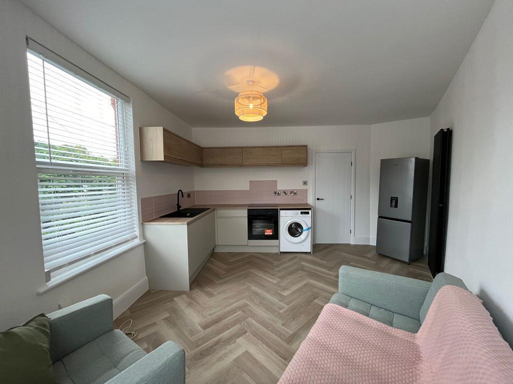 Flat Wilbraham Road in Manchester