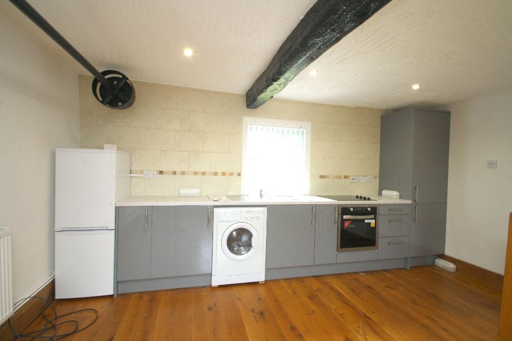 Flat Drury Lane in Drury