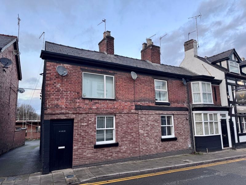Flat Lawton Street in Congleton
