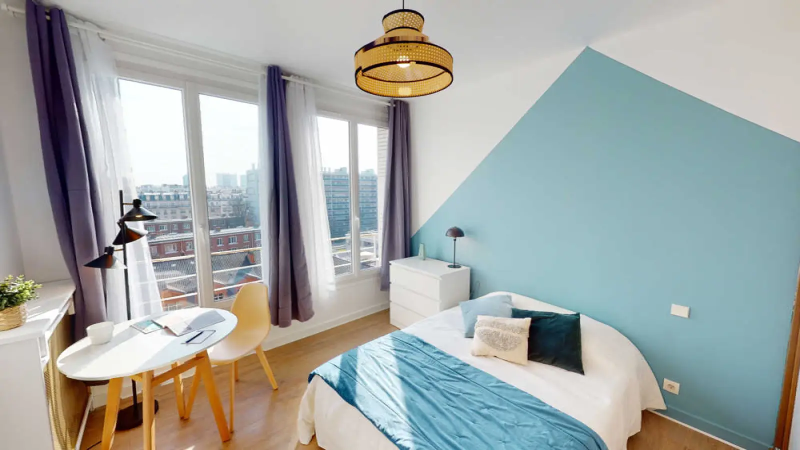 Room Rue de Cronstadt in Paris