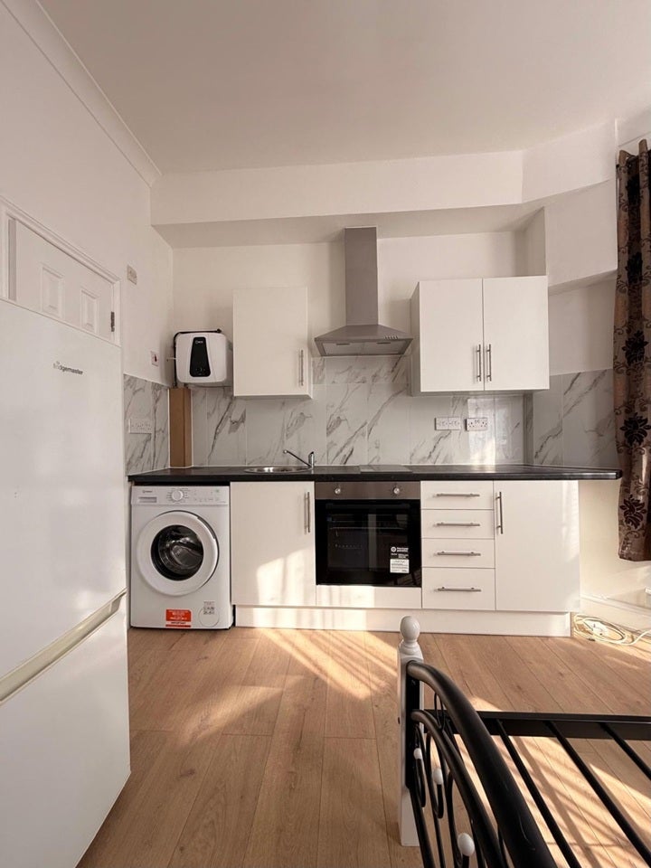 Flat Frobisher Road in Greater London