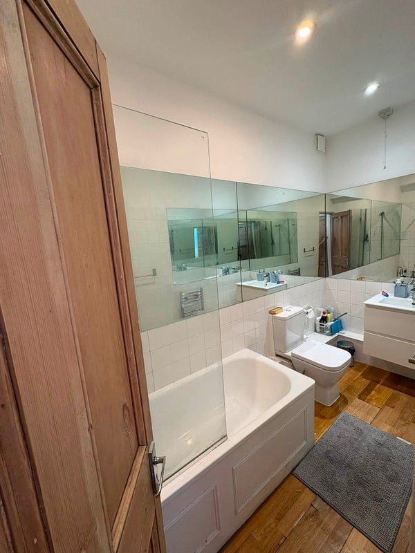 Room Hazlebury Road in Greater London