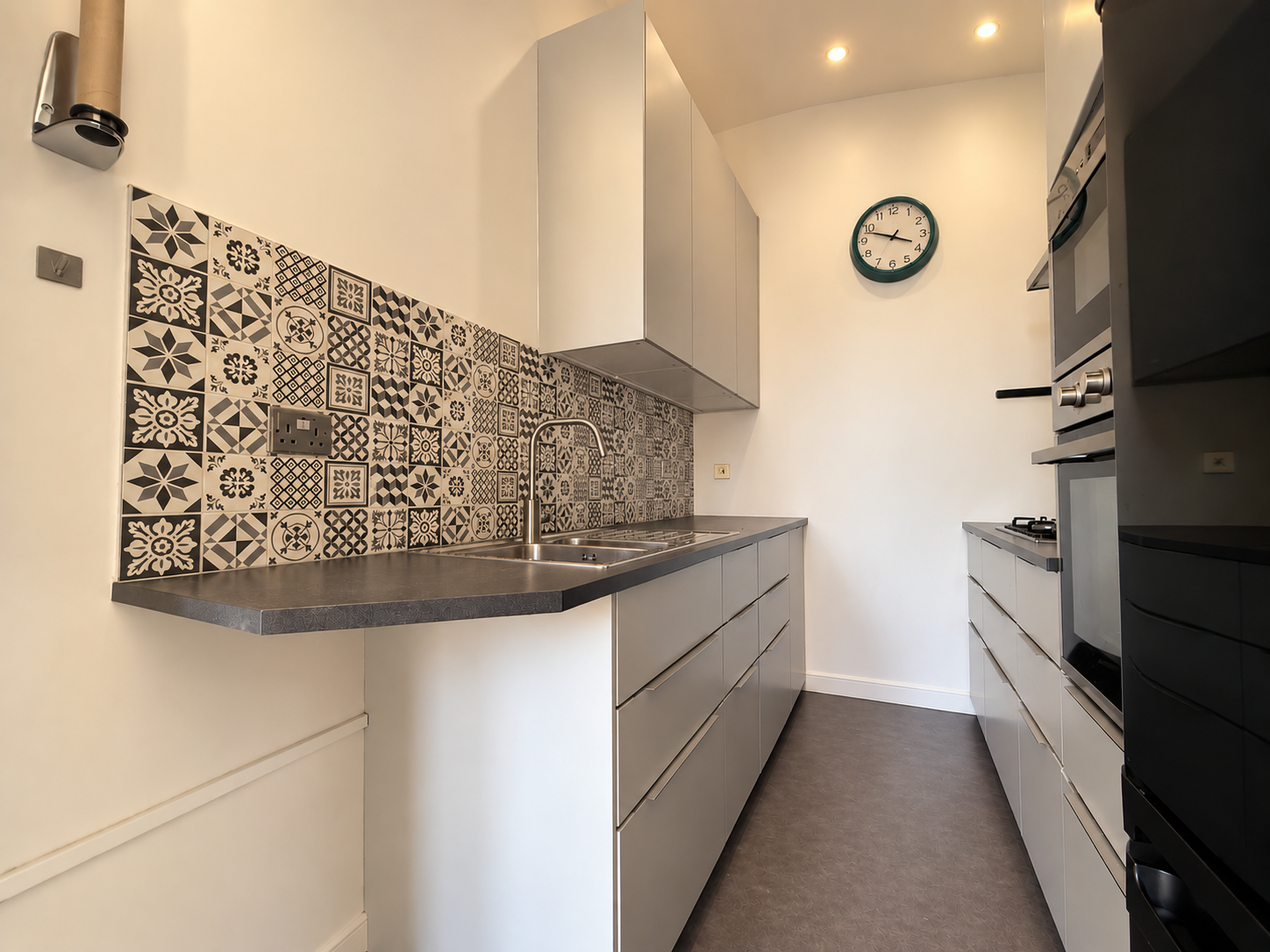 Flat Appin Road in Glasgow