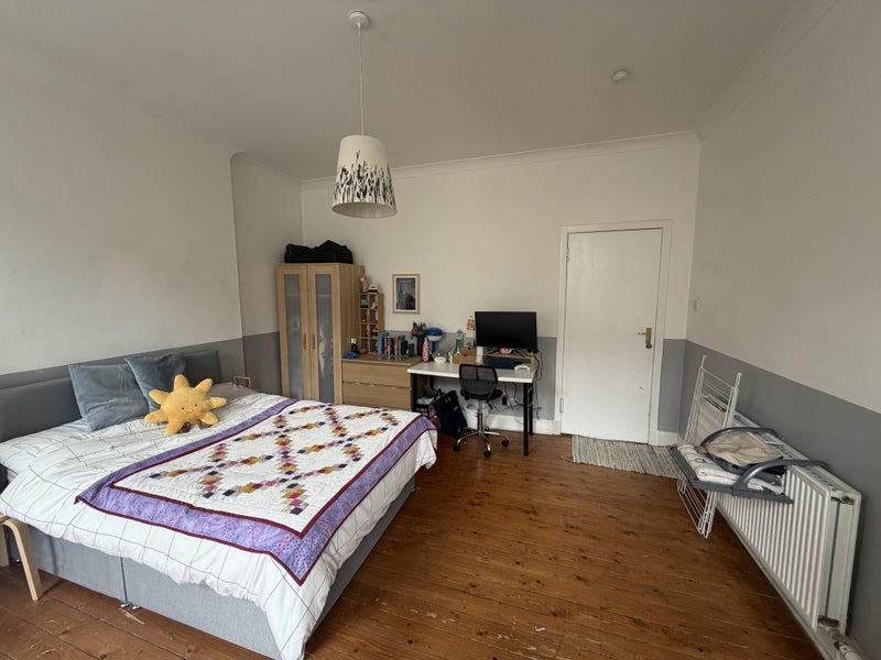 Room Willowbank Street in Glasgow