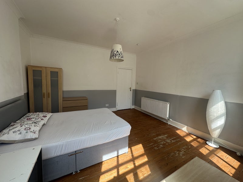Room Willowbank Street in Glasgow