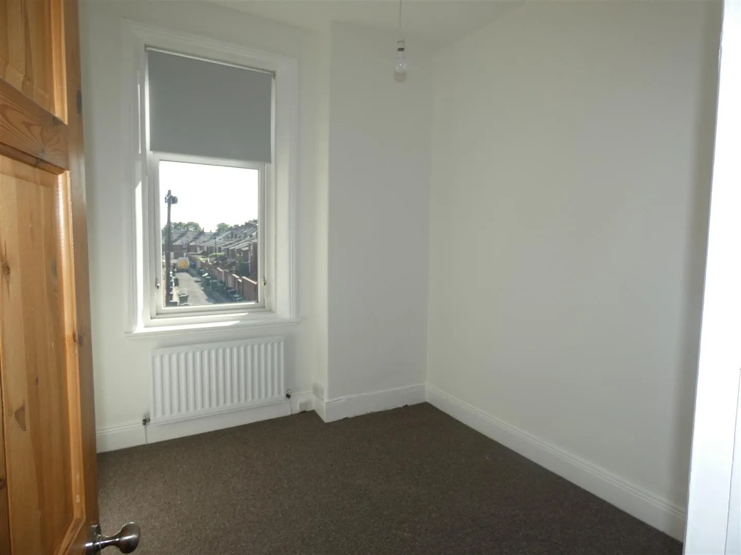Flat Biddlestone Road in Newcastle upon Tyne