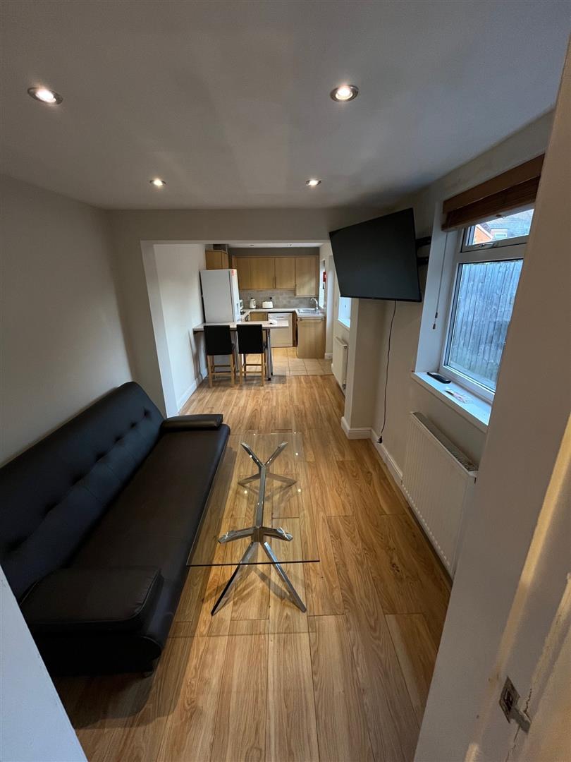 Room Walgrave Street in Hull