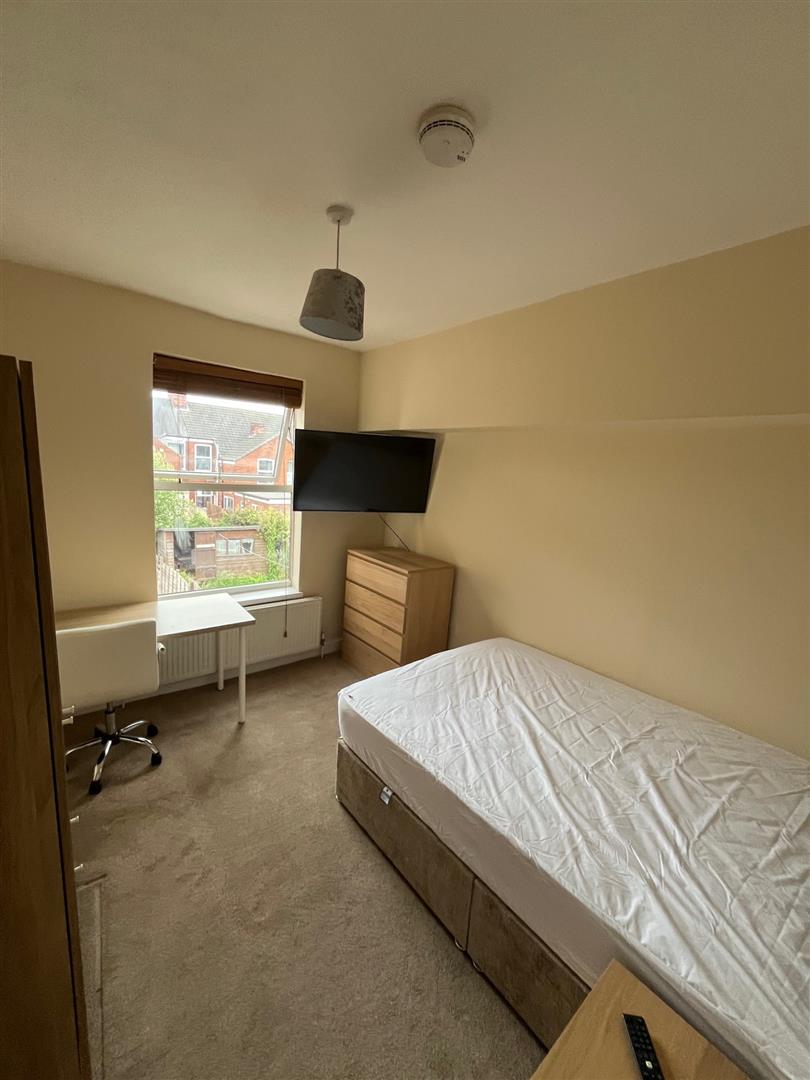 Room Walgrave Street in Hull