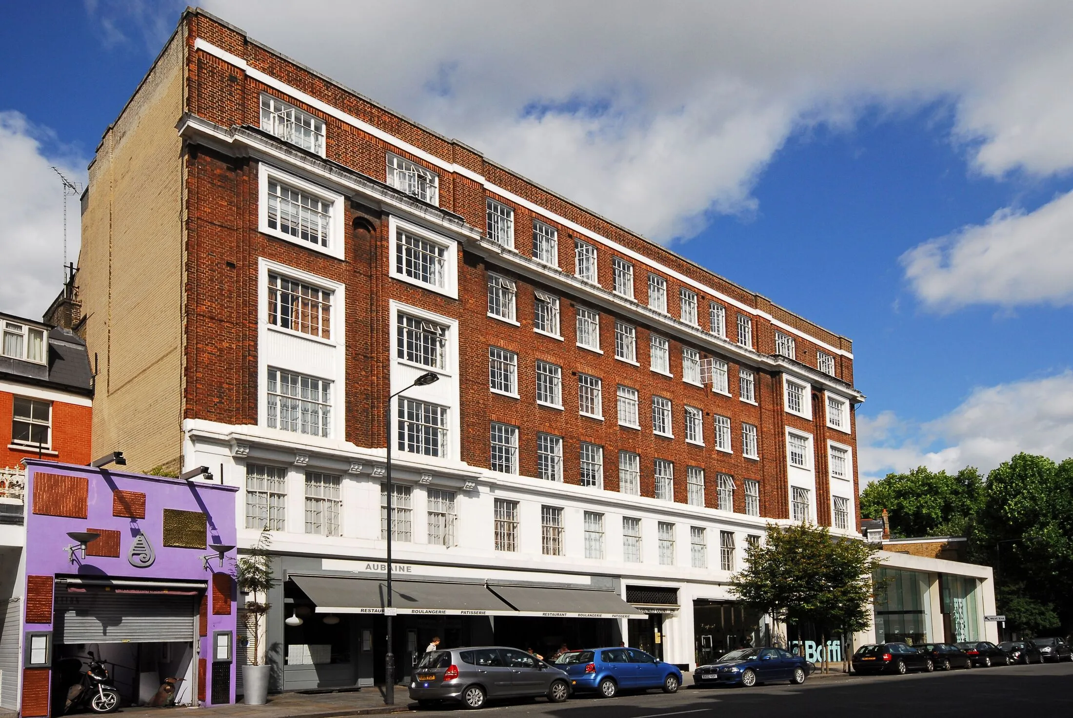 Flat Brompton Road in Greater London