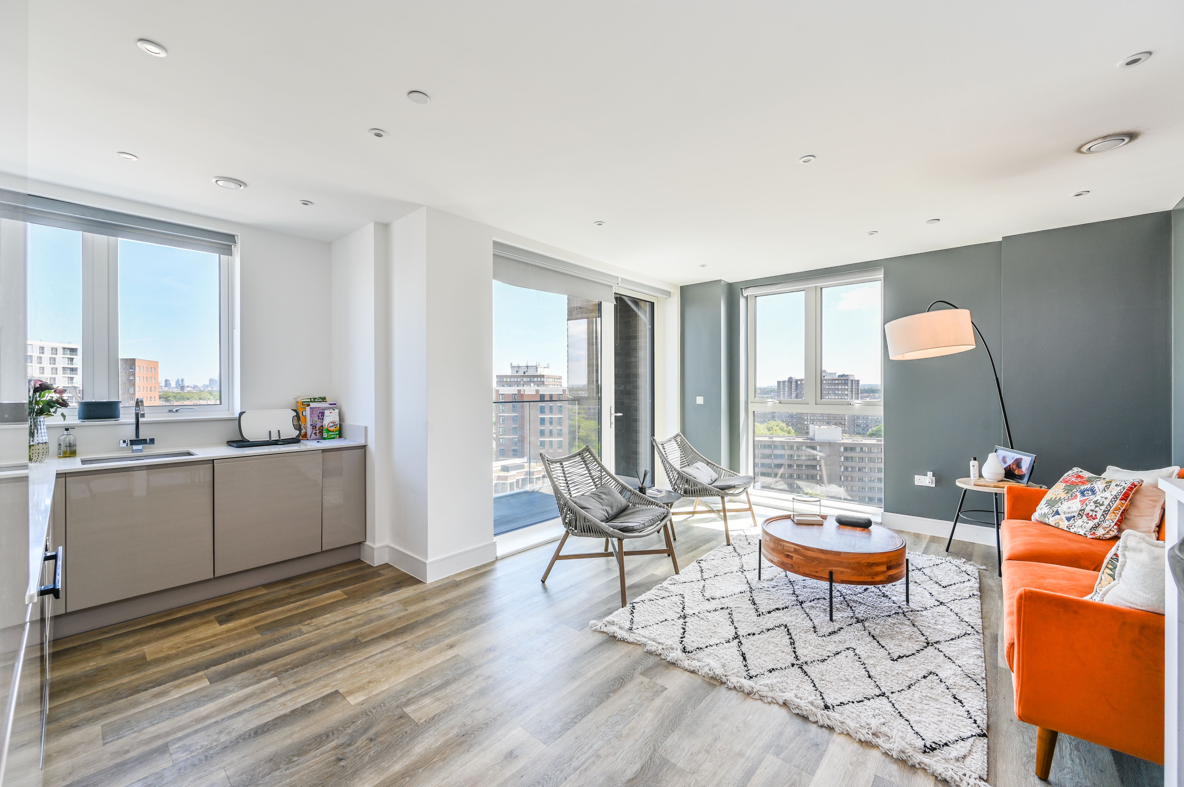 Flat Bridges Court in Greater London