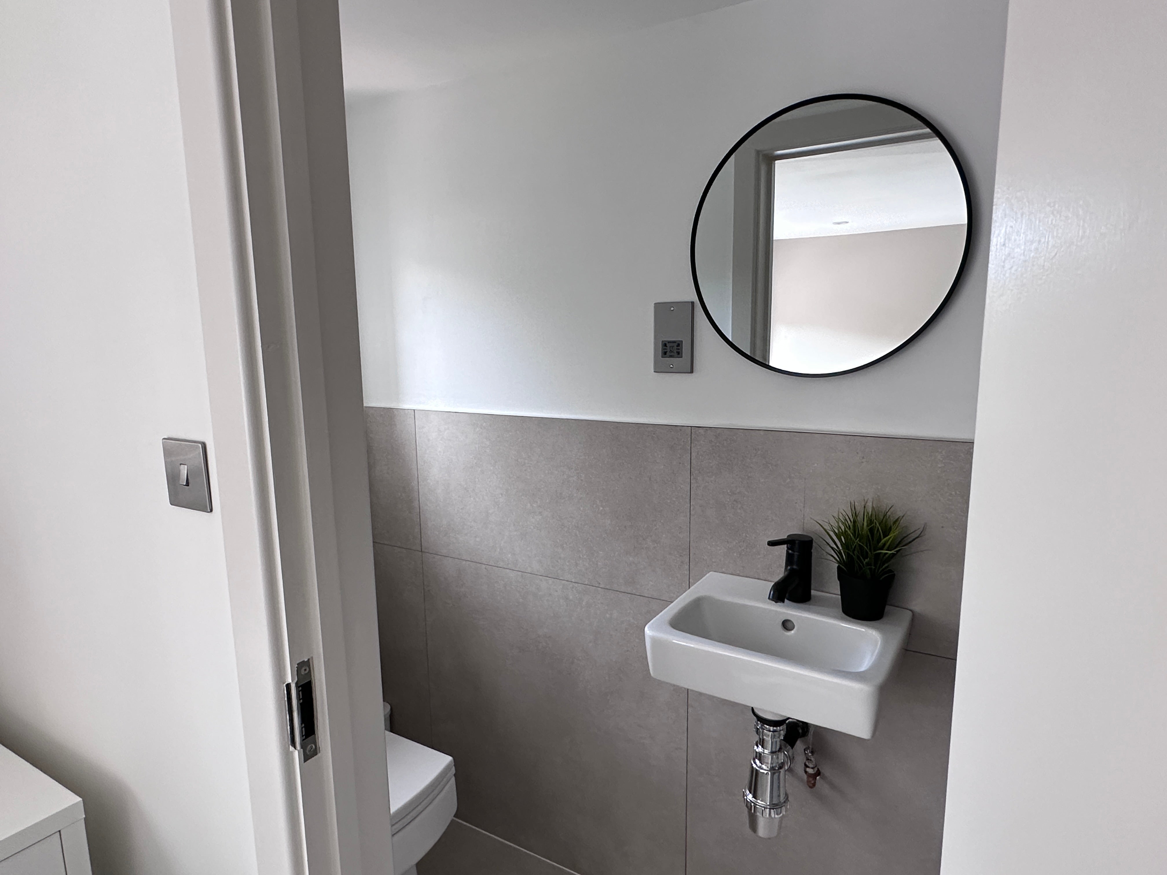 Flat Ernest Street in Greater London