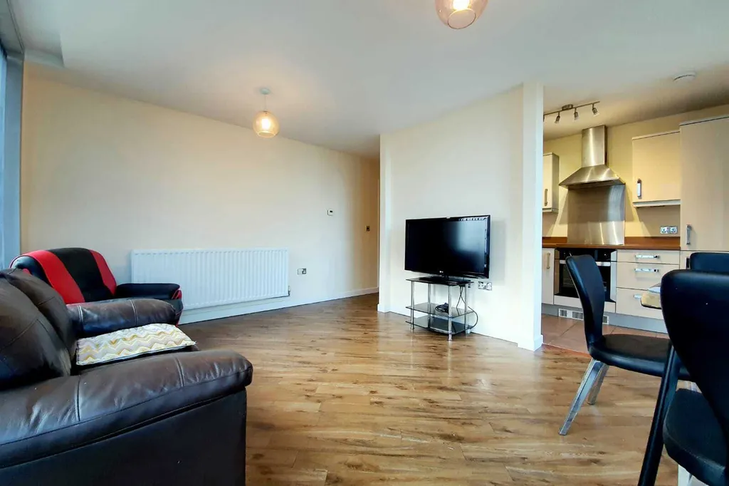 Flat Holkham Walk in Milton Keynes