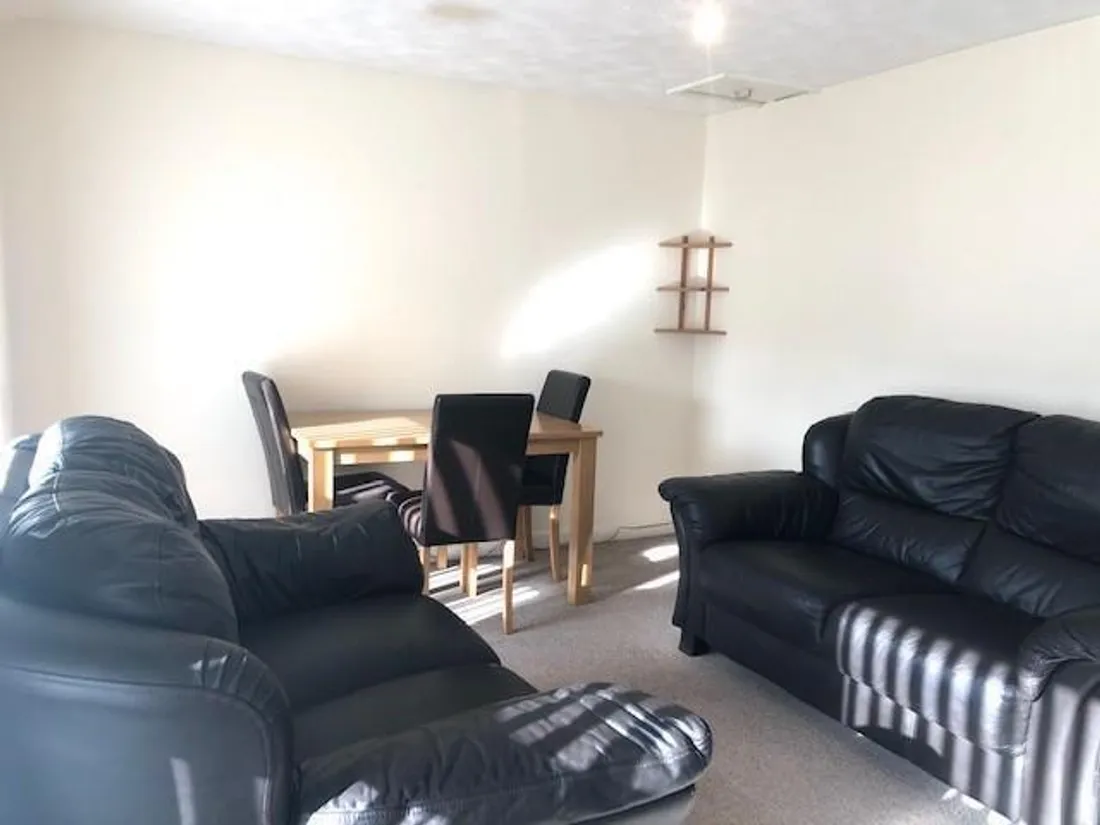 Flat Sterry Road in Gowerton