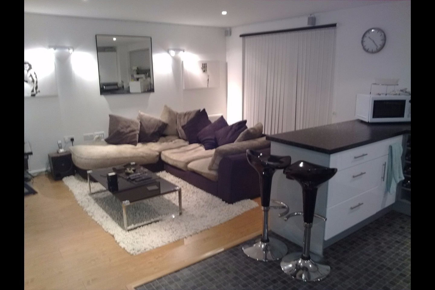 Flat Marsden Gardens in Dartford