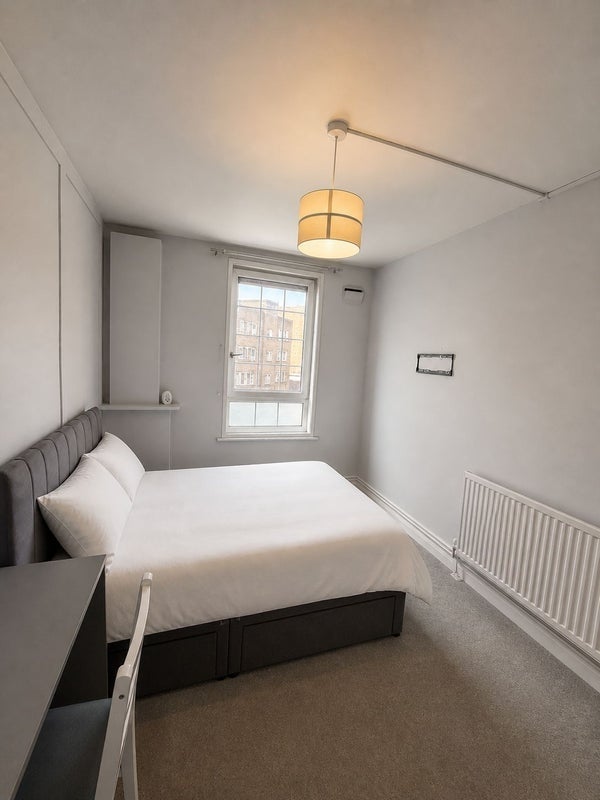 Room Birchfield Street in Greater London