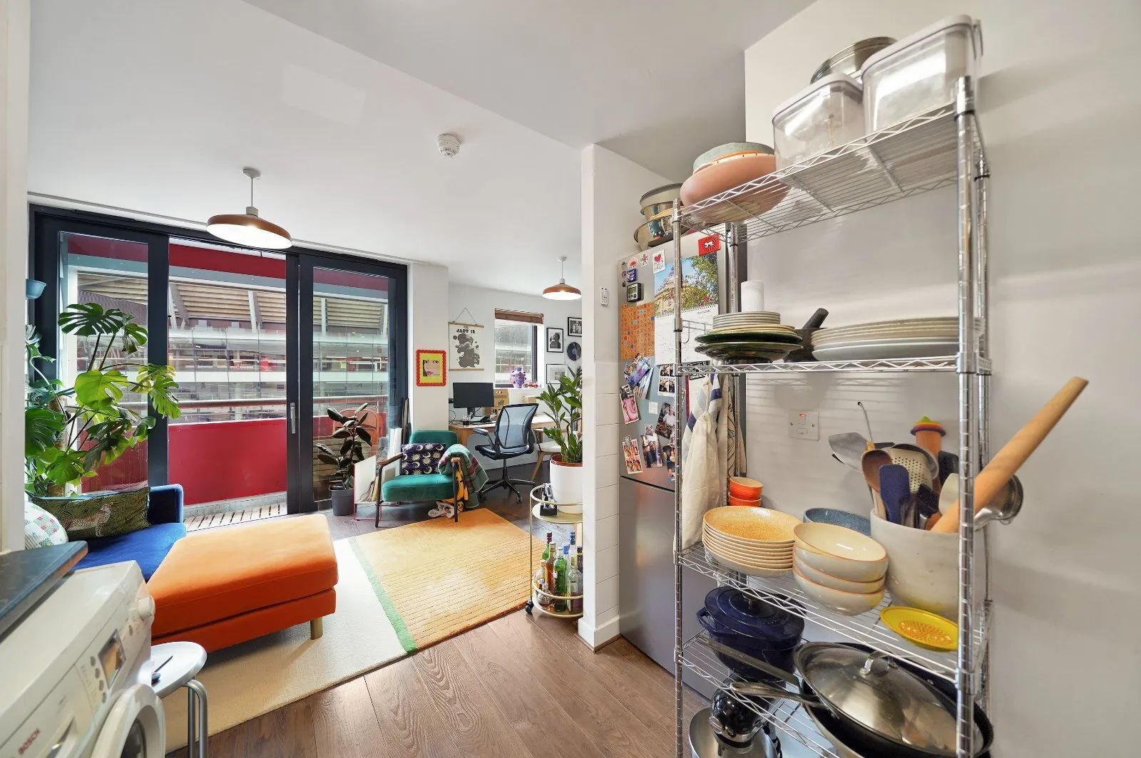 Flat Drayton Park in Greater London