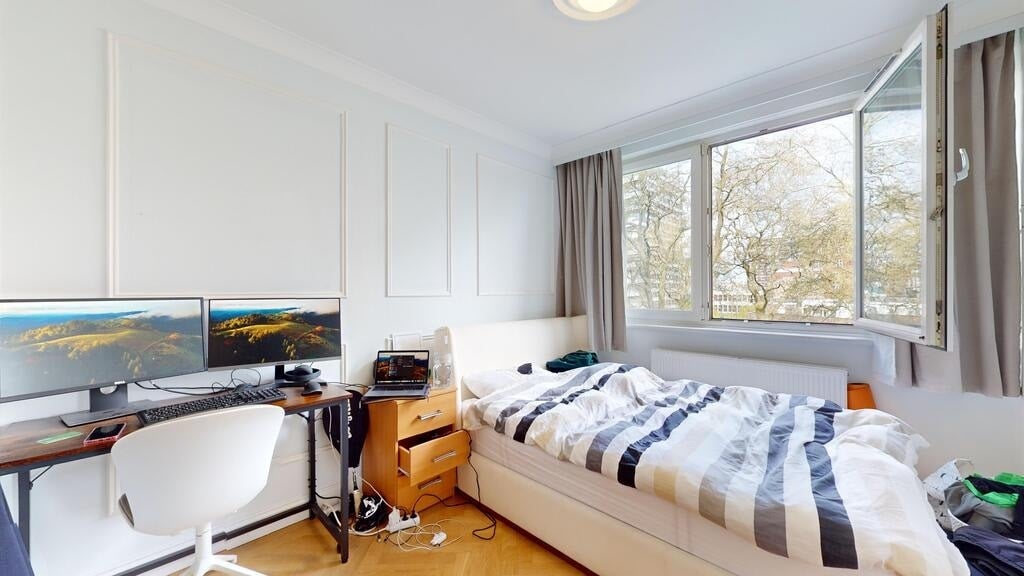 Flat Norfolk Crescent in City of Westminster