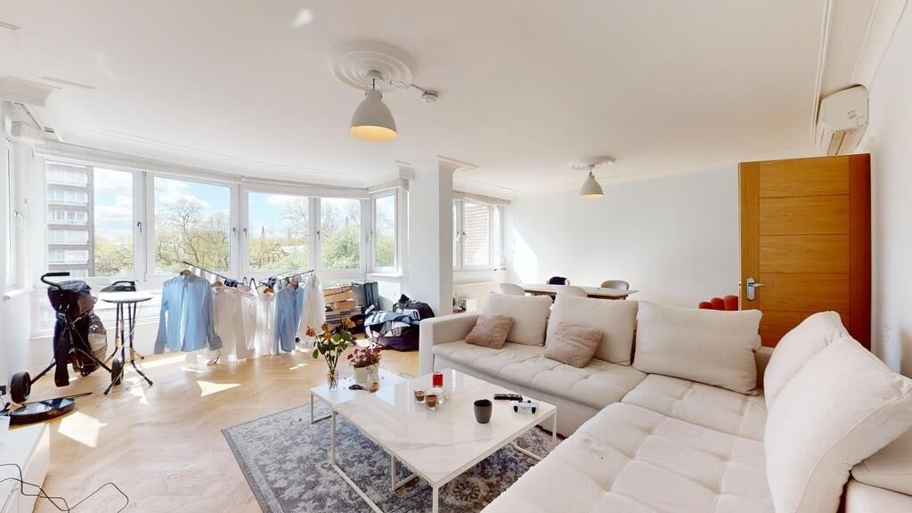 Flat Norfolk Crescent in City of Westminster