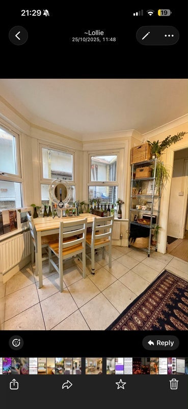 Room Shacklewell Lane in Greater London