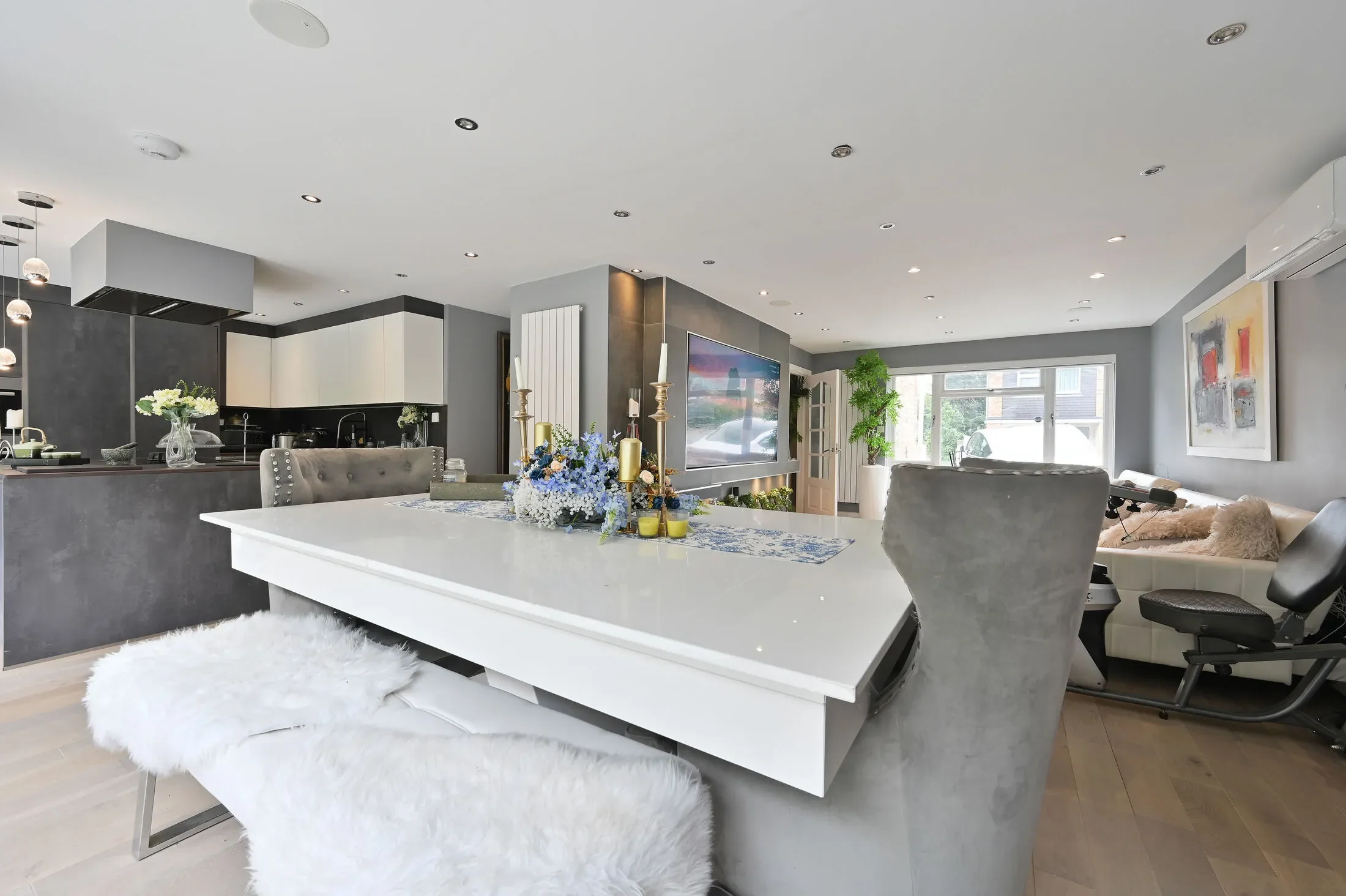 House Hill Close in Greater London