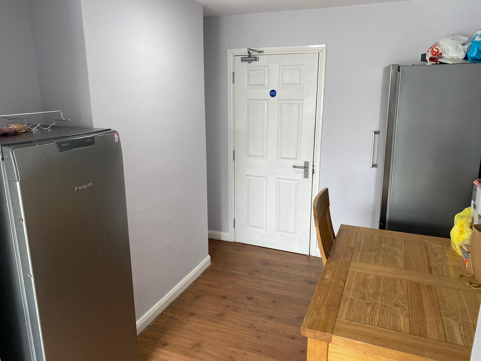 Room Colney Road in Dartford