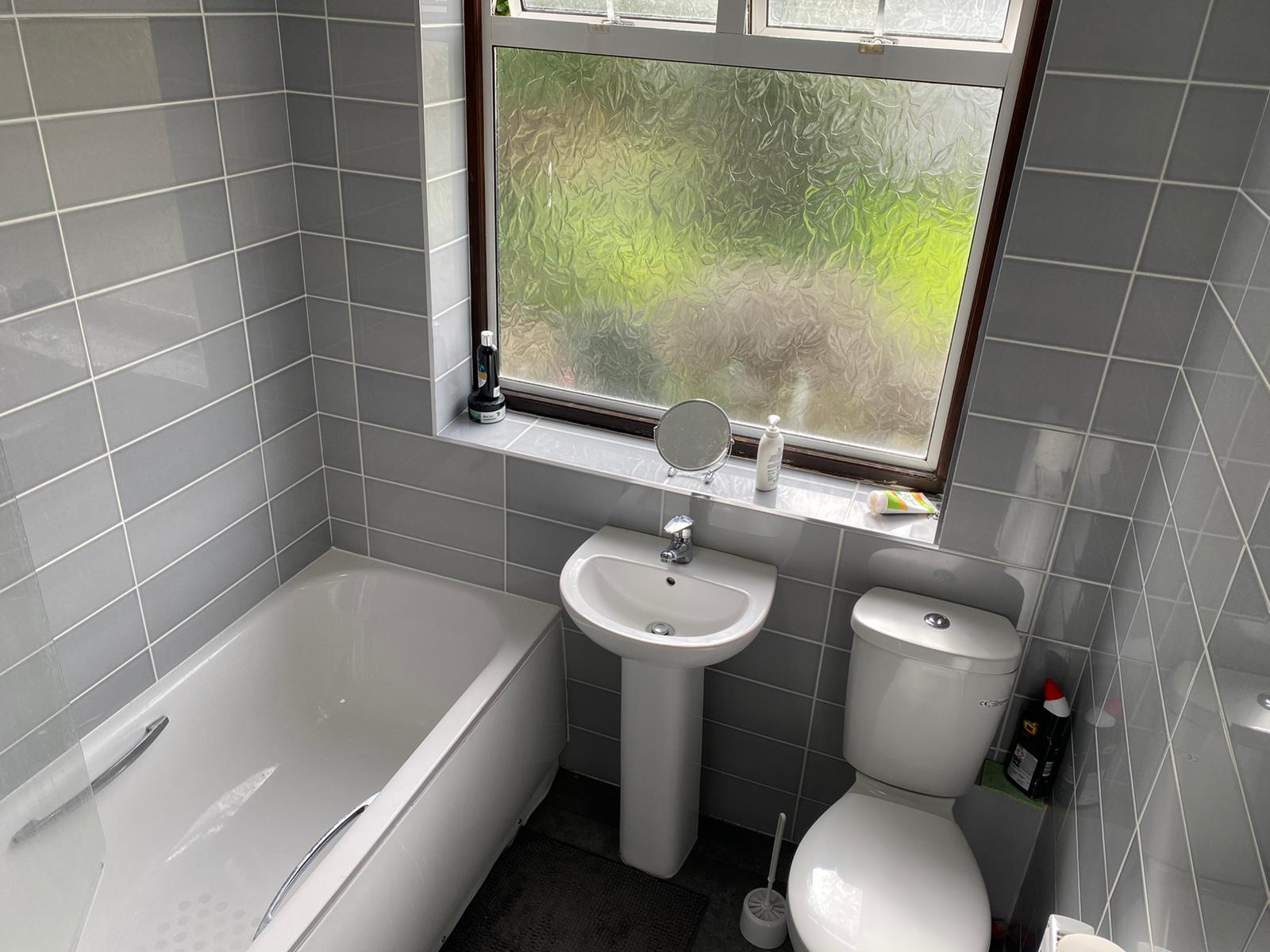 Room Colney Road in Dartford