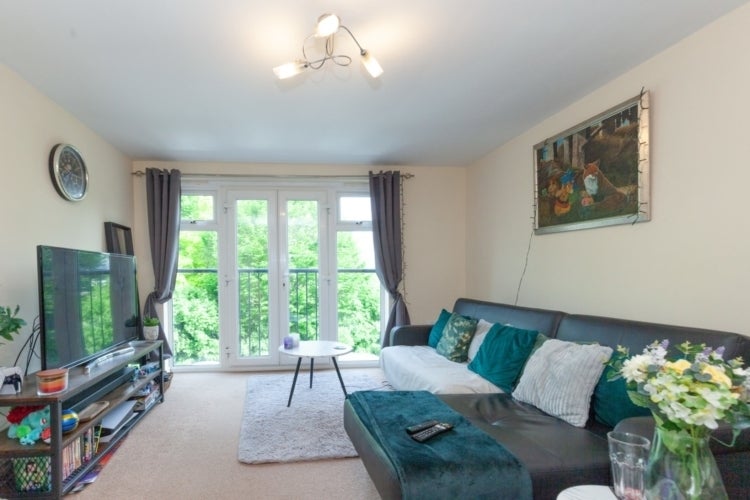 Flat Alma Road in Cherwell District