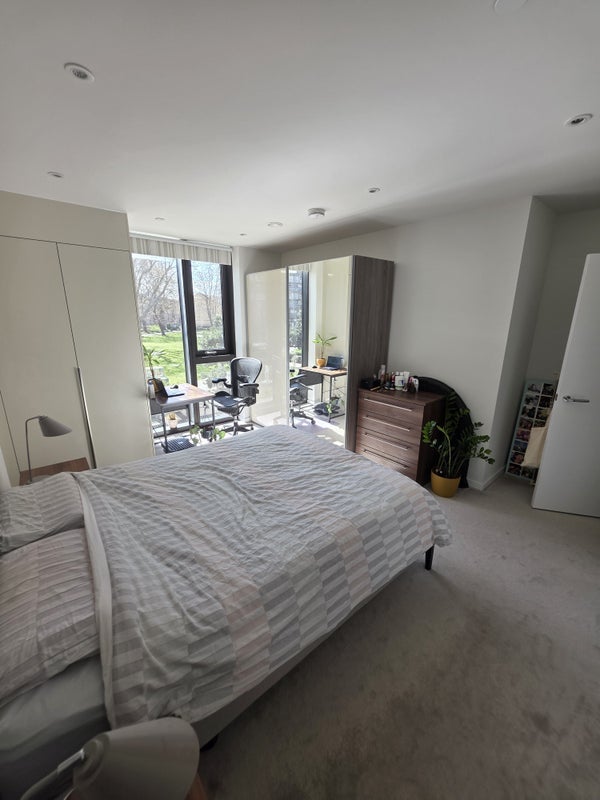 Room St. Gabriel Walk in Greater London