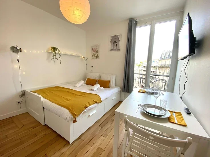Flat Rue Olivier de Serres in Paris