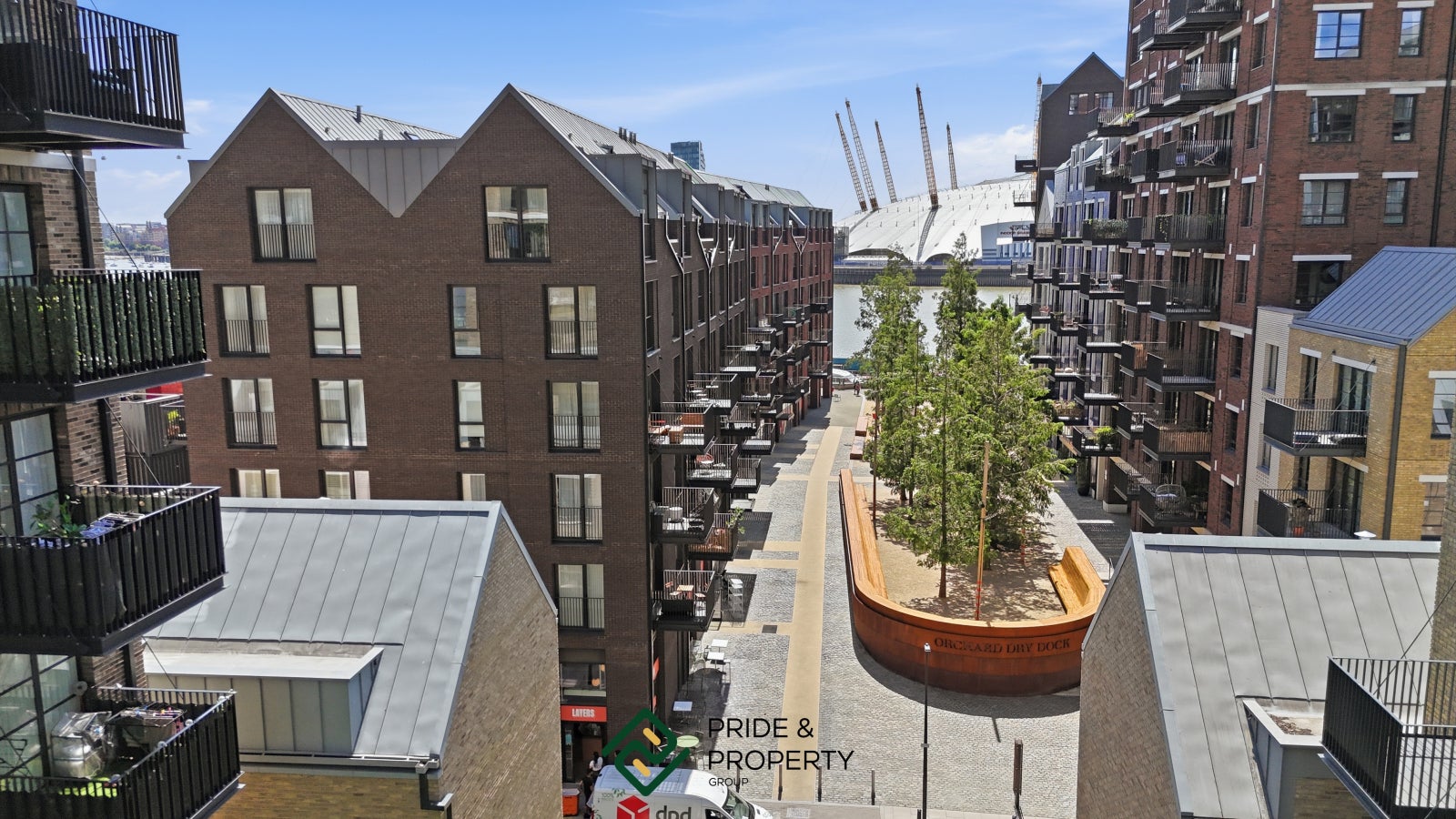 Flat Orchard Place in Greater London