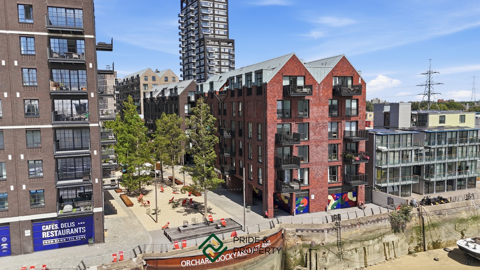 Flat Orchard Place in Greater London
