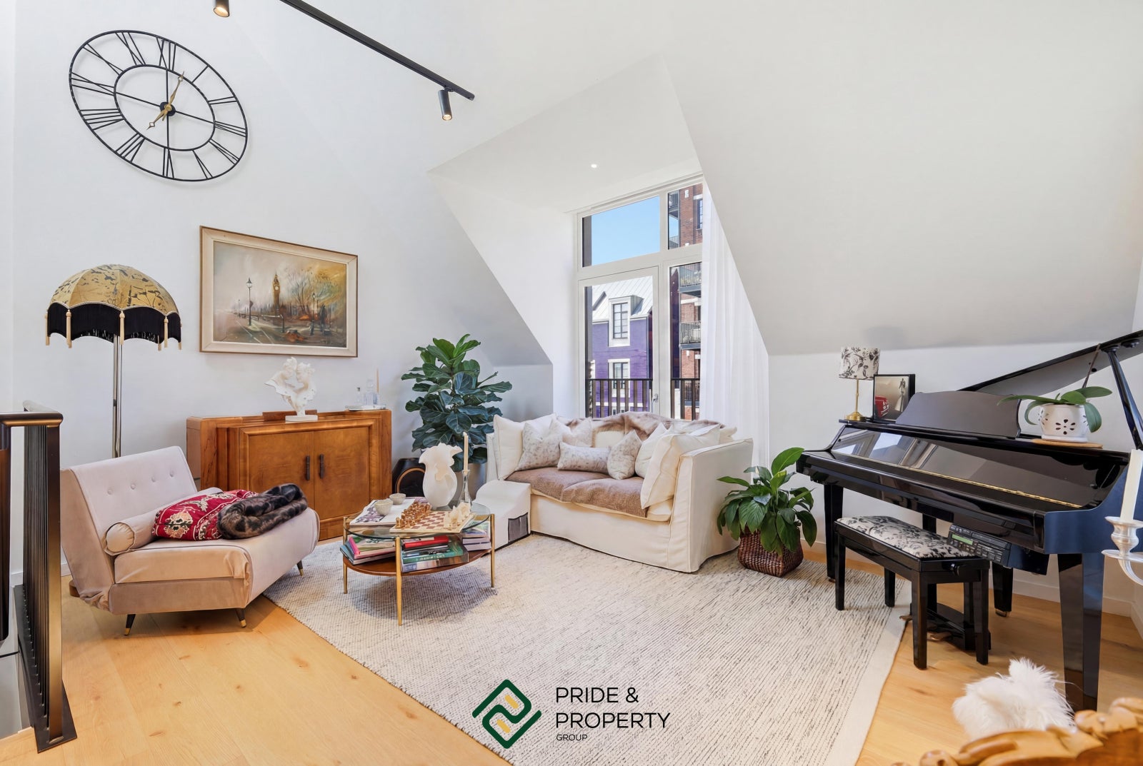 Flat Orchard Place in Greater London