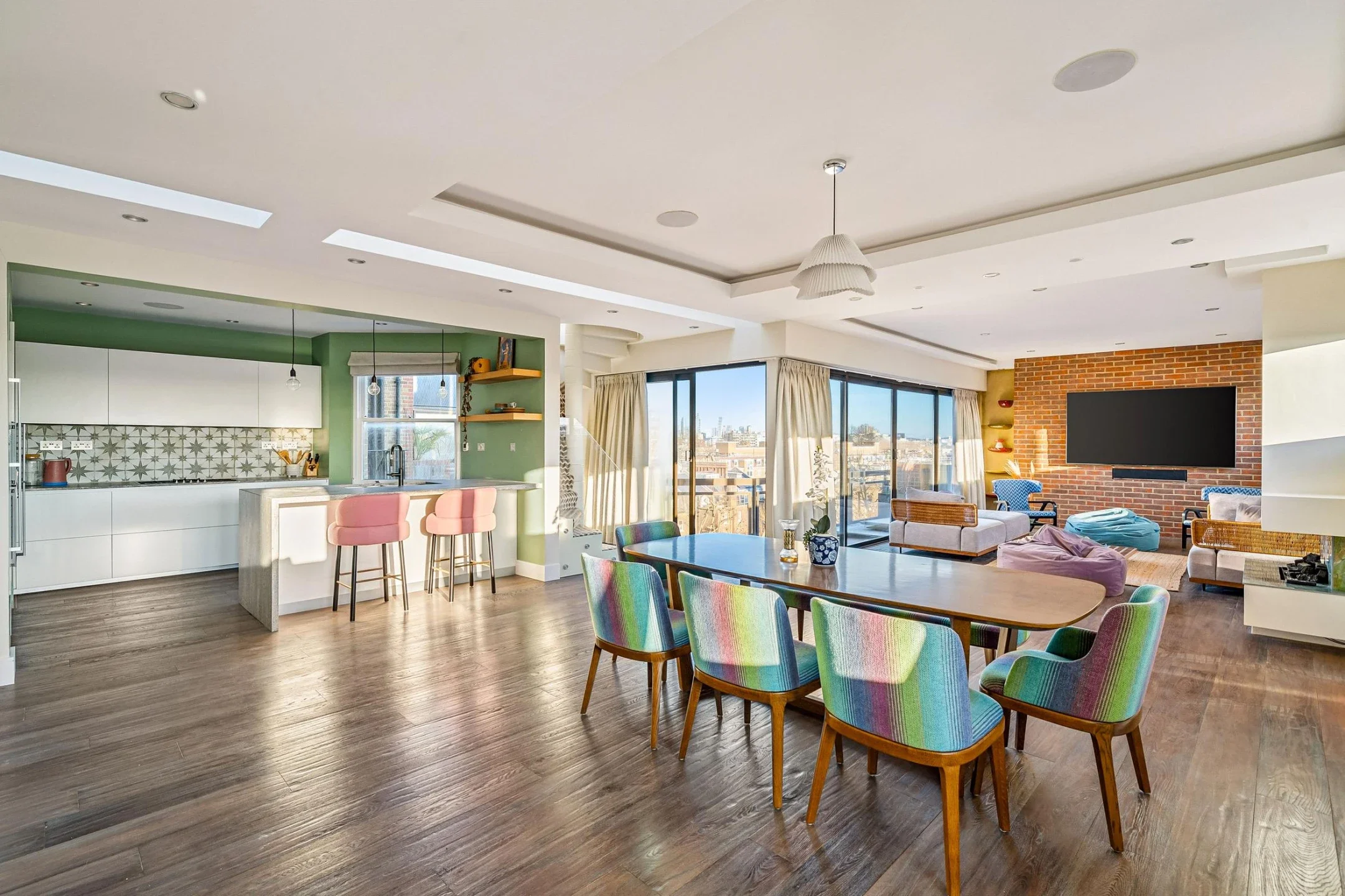 Flat Drayton Gardens in Greater London