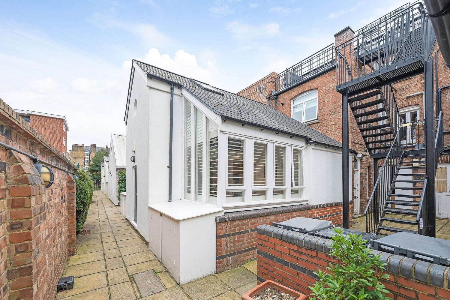 House Fulham Park Studios in Greater London
