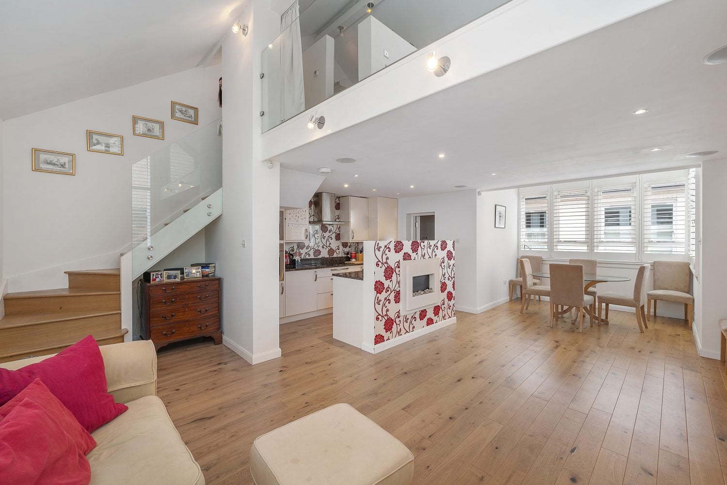 House Fulham Park Studios in Greater London