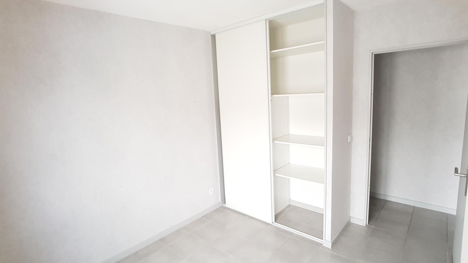Flat Rue Hoche in Grenoble