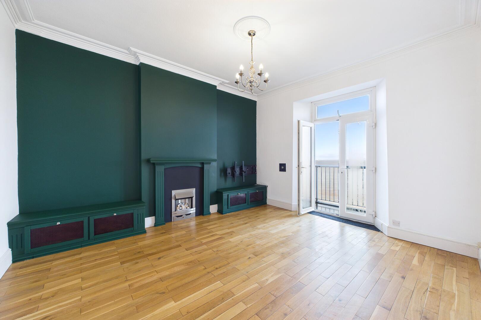 Flat Central Way in Clevedon