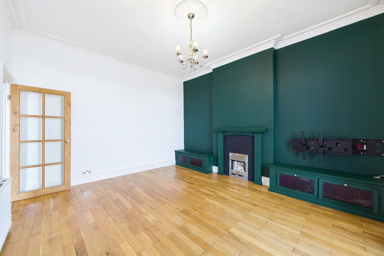 Flat Central Way in Clevedon
