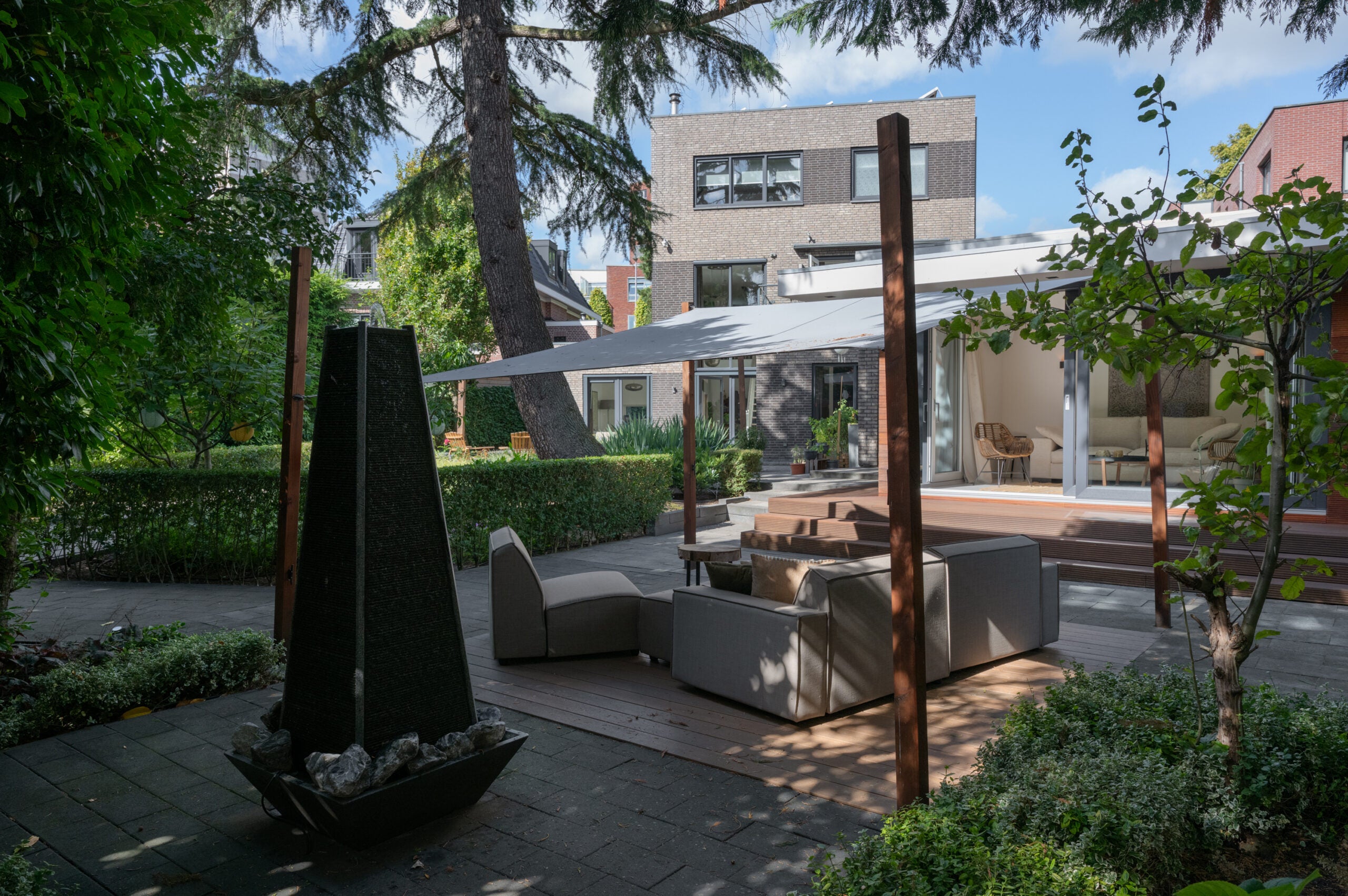 Huis Grindweg 14 in Rotterdam