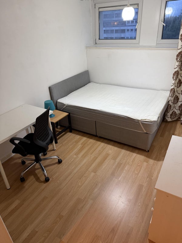 Room Broomhill Gate in Glasgow