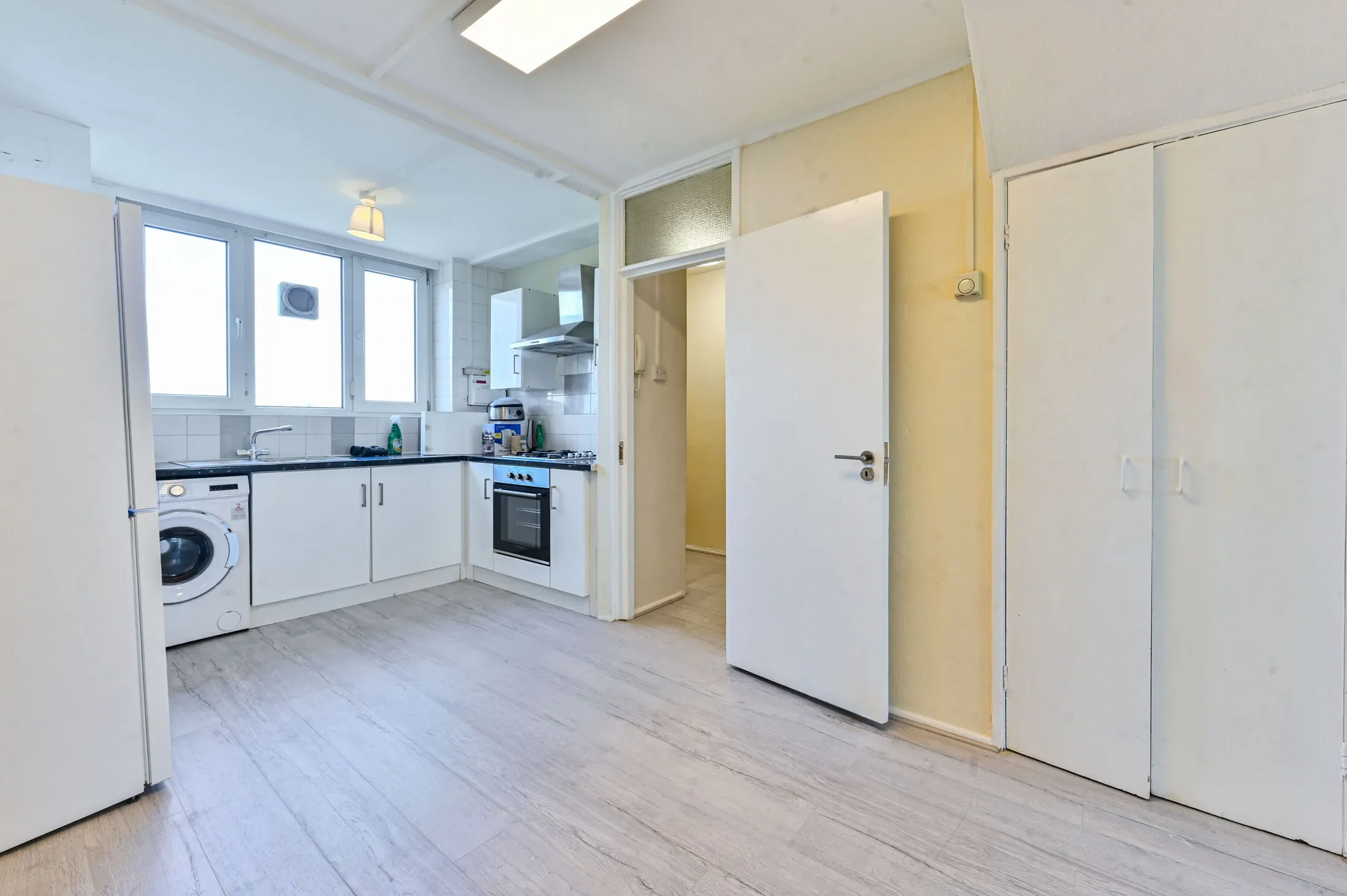 Flat Jervis Road in Greater London