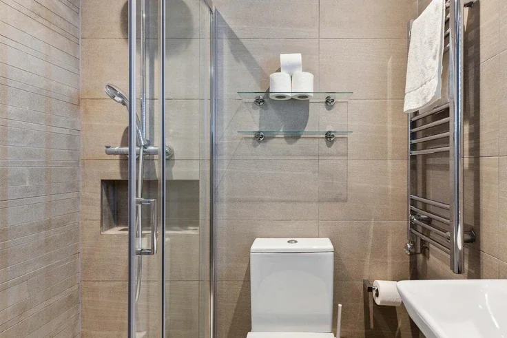 Flat Golden Square in City of Westminster