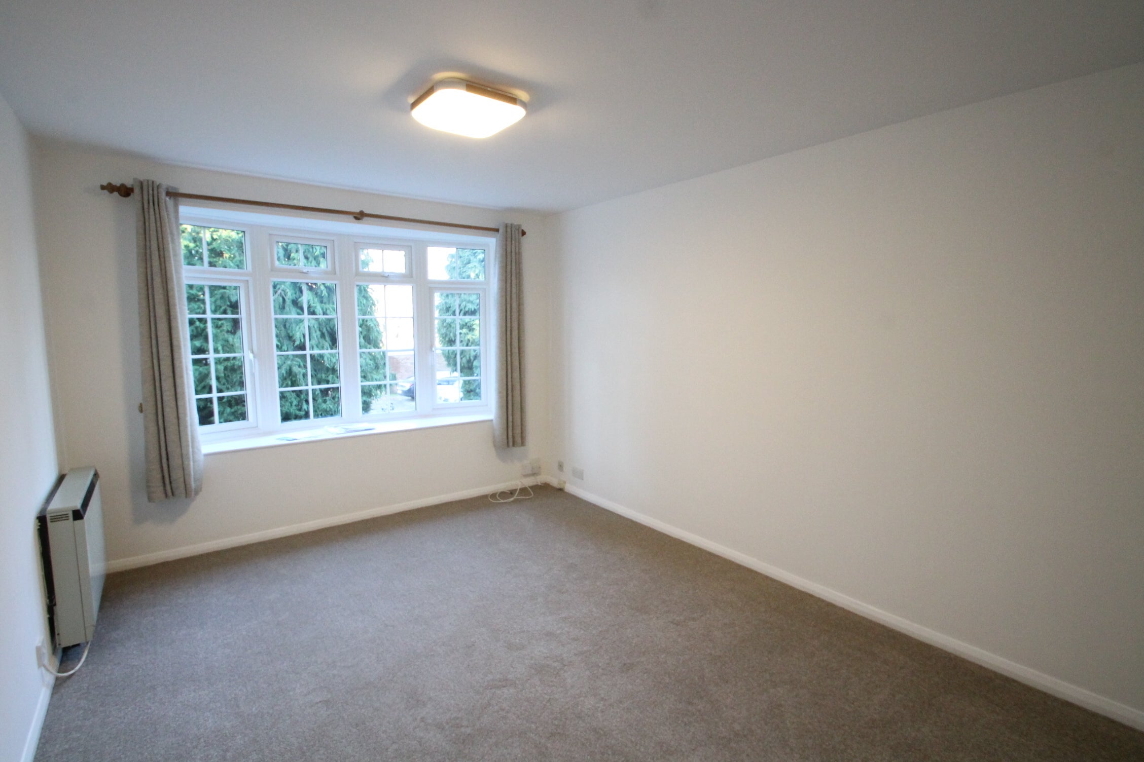 Flat Tavistock Road in Greater London