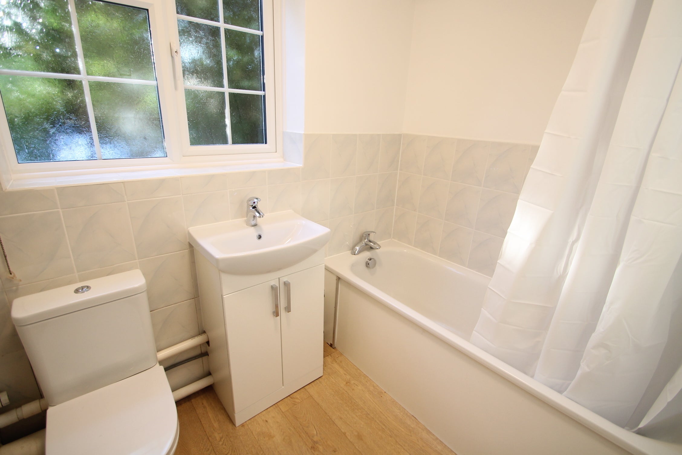 Flat Tavistock Road in Greater London
